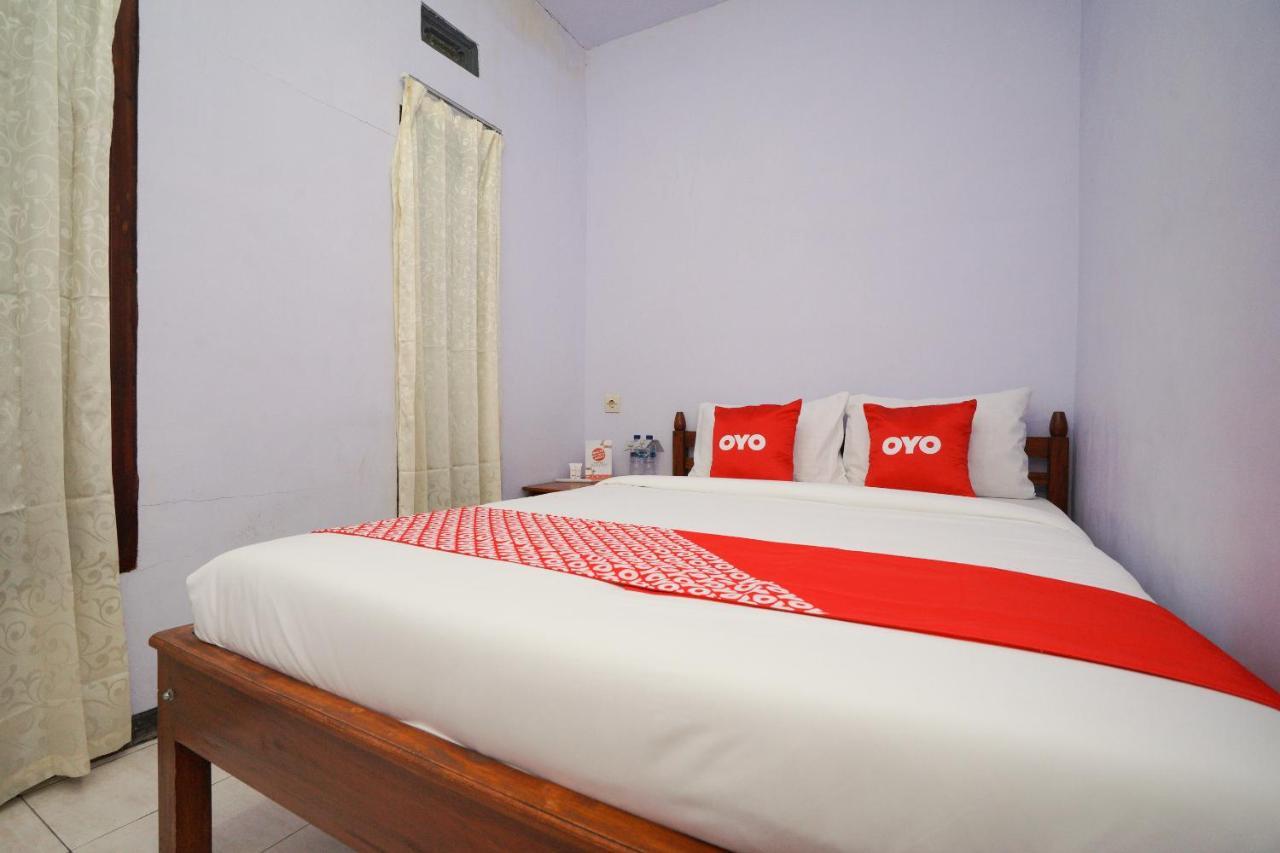 Oyo 2120 Pieter Homestay Bromo Probolinggo Ngoại thất bức ảnh