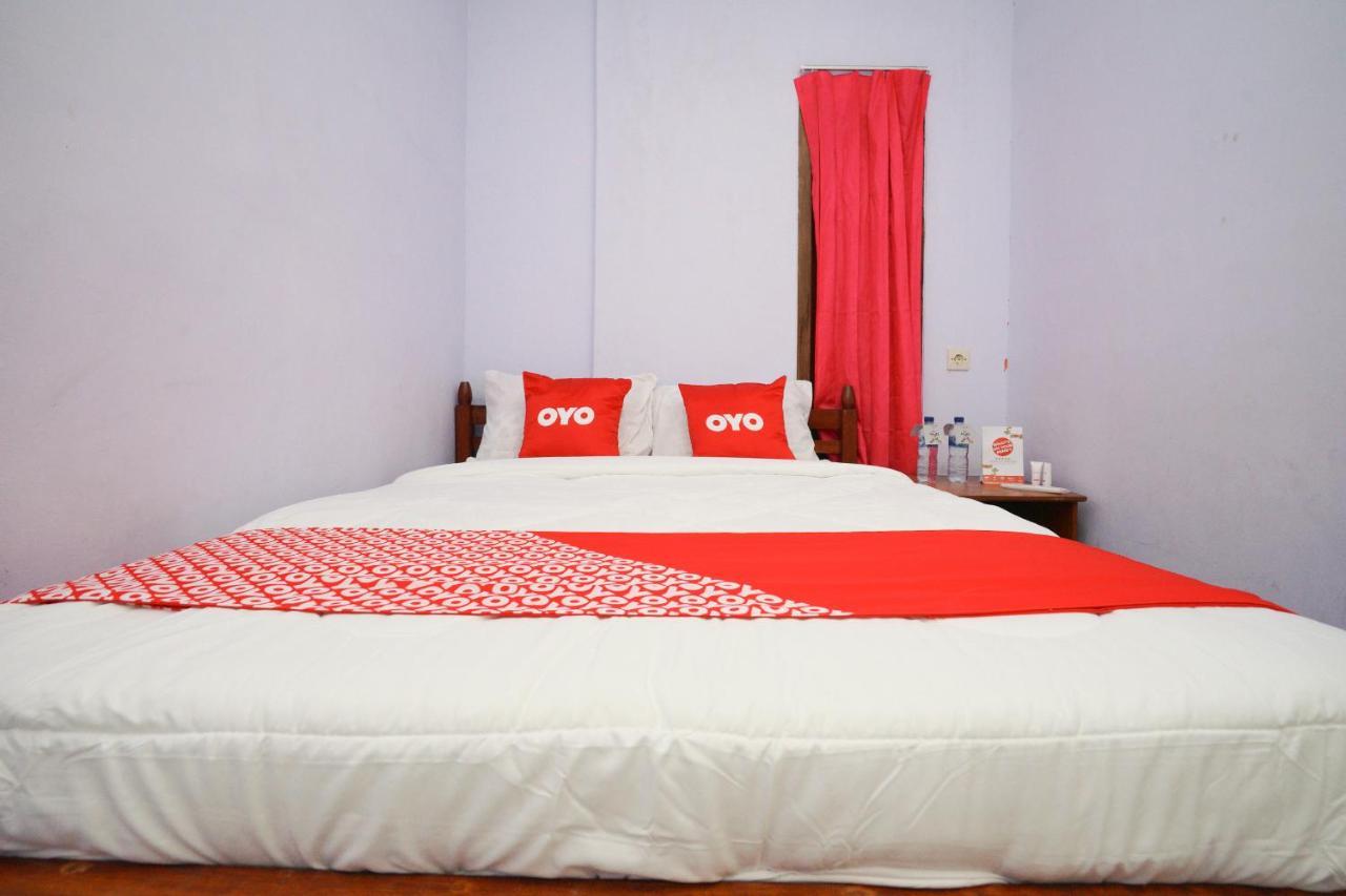 Oyo 2120 Pieter Homestay Bromo Probolinggo Ngoại thất bức ảnh