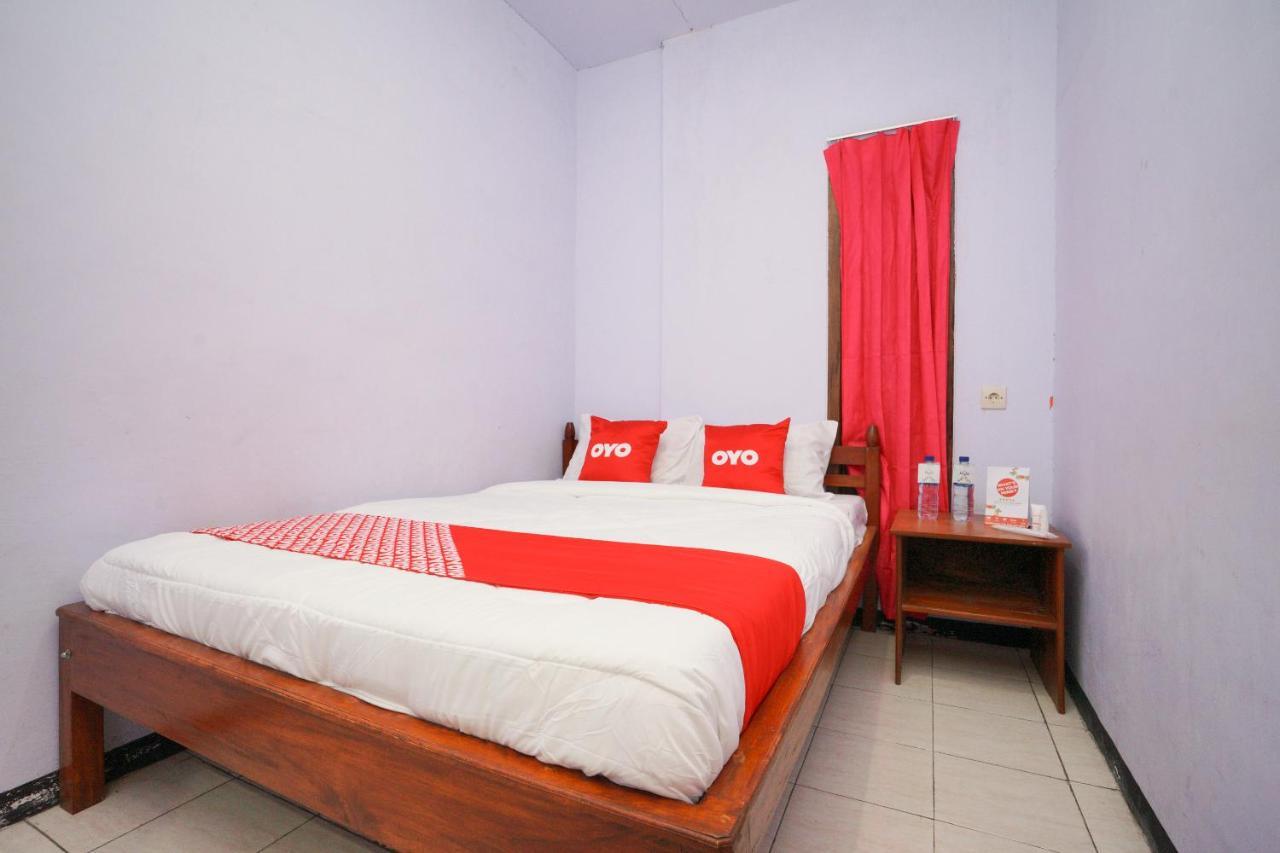 Oyo 2120 Pieter Homestay Bromo Probolinggo Ngoại thất bức ảnh